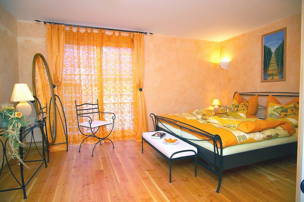 Cleo'S Hotel كالستادت الغرفة الصورة